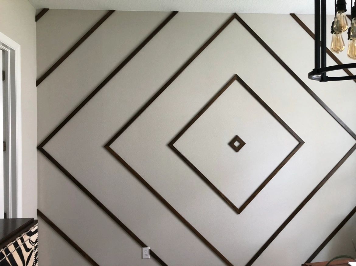 Diamond wall, center. Every miter meeting where it should.