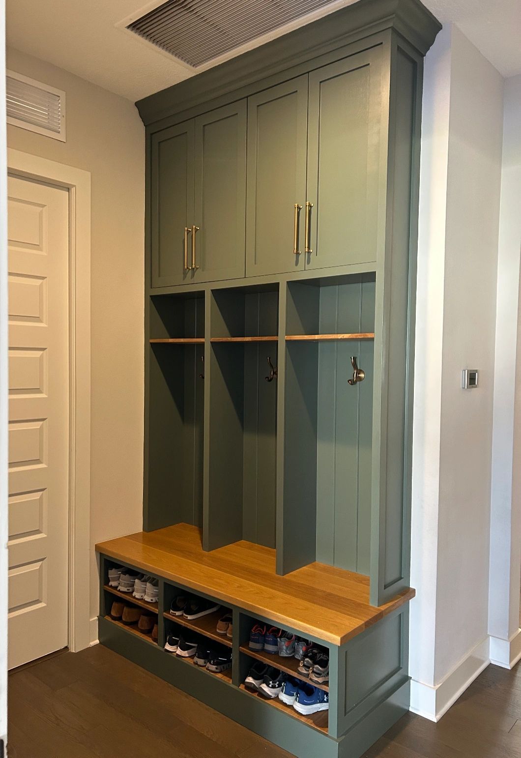 Design & Measure Visit: mudroom lockers